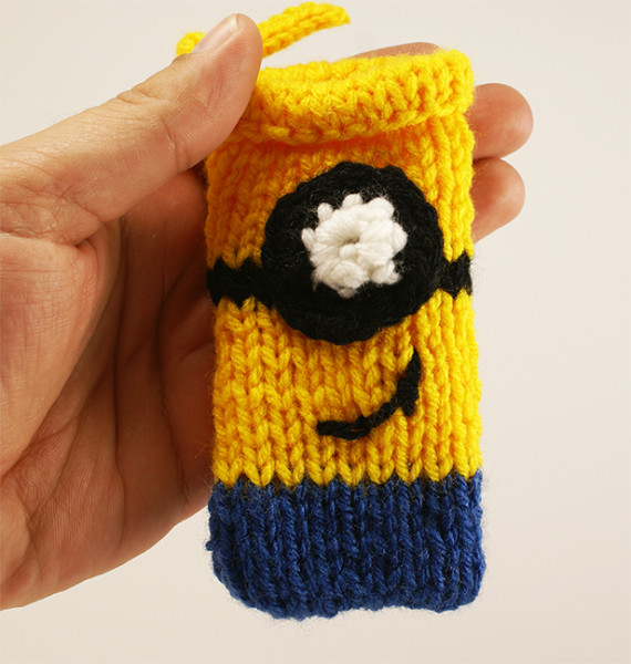 step 8 Minion Cell Phone Cover